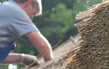 professional Wyverstone Street thatchers